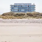 Apartament The Pink Penthouse De Panne