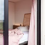 The Pink Penthouse * De Panne