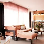 The Pink Penthouse Apartament *