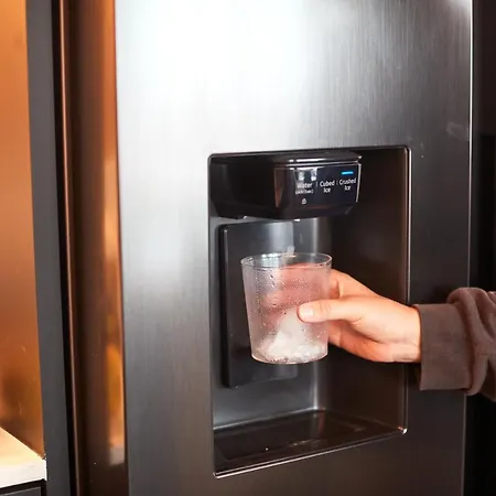 The Pink Penthouse * 德帕内