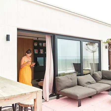 The Pink Penthouse Appartement La Panne